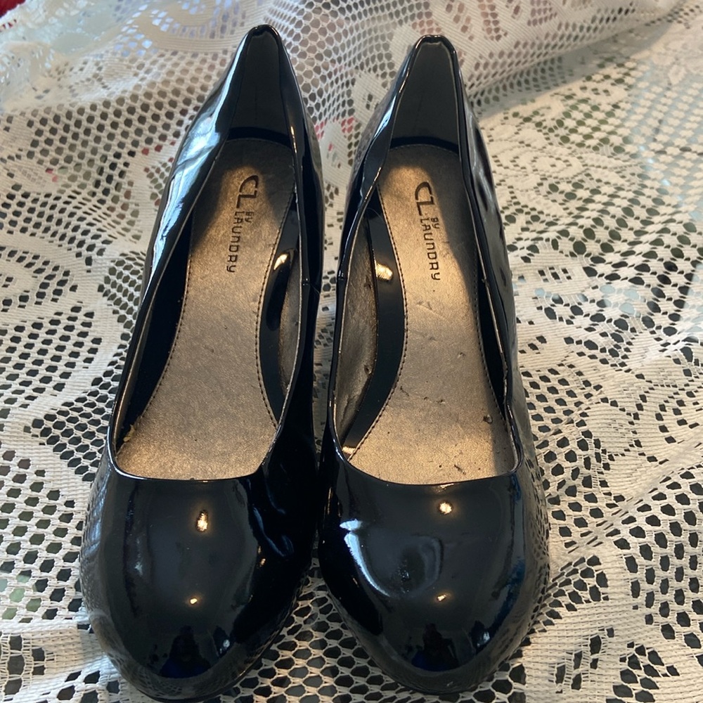 Black Patent and Leather Size 11 Wedge Heel